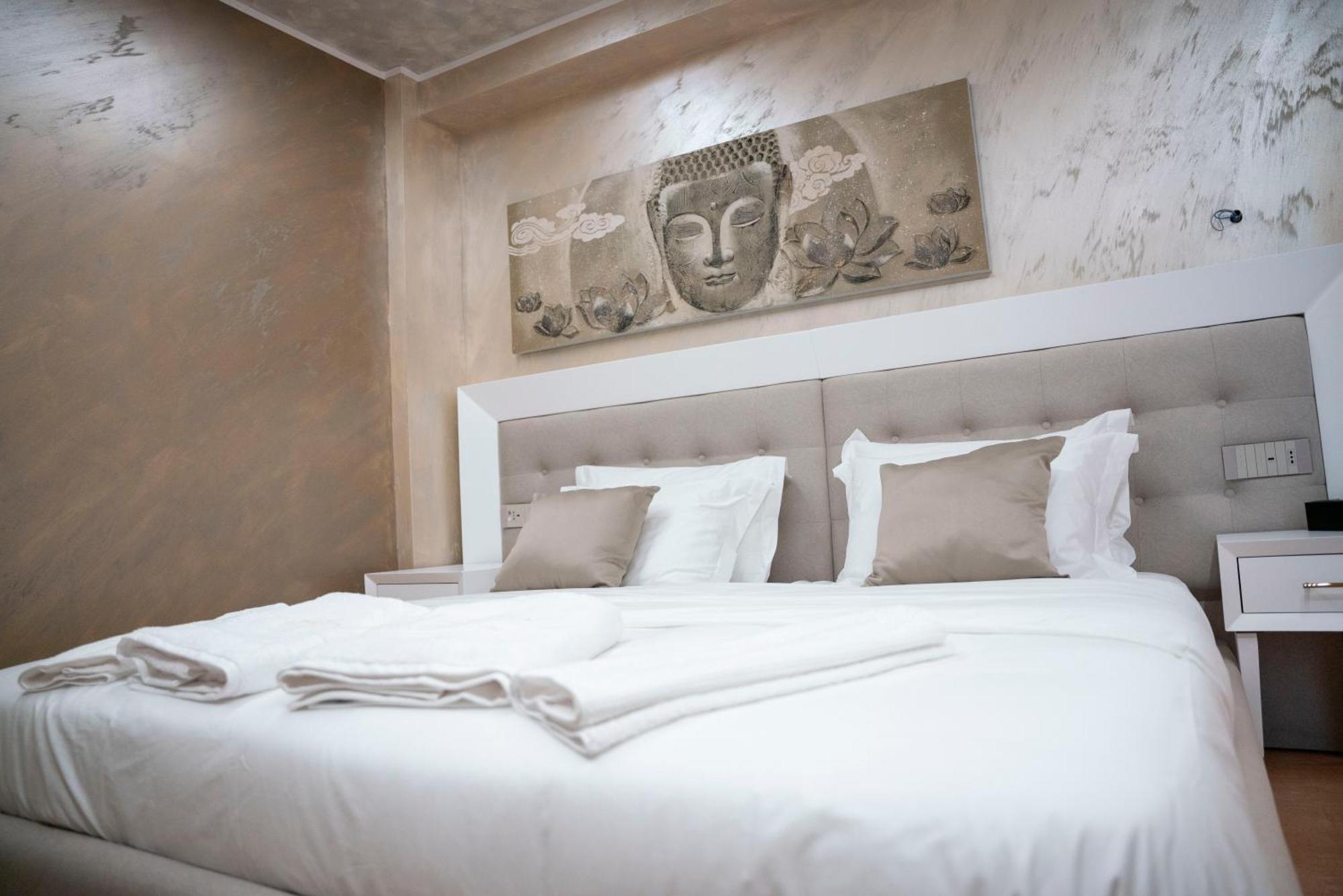 Hotel Pernoca ดูร์เรส ภายนอก รูปภาพ
